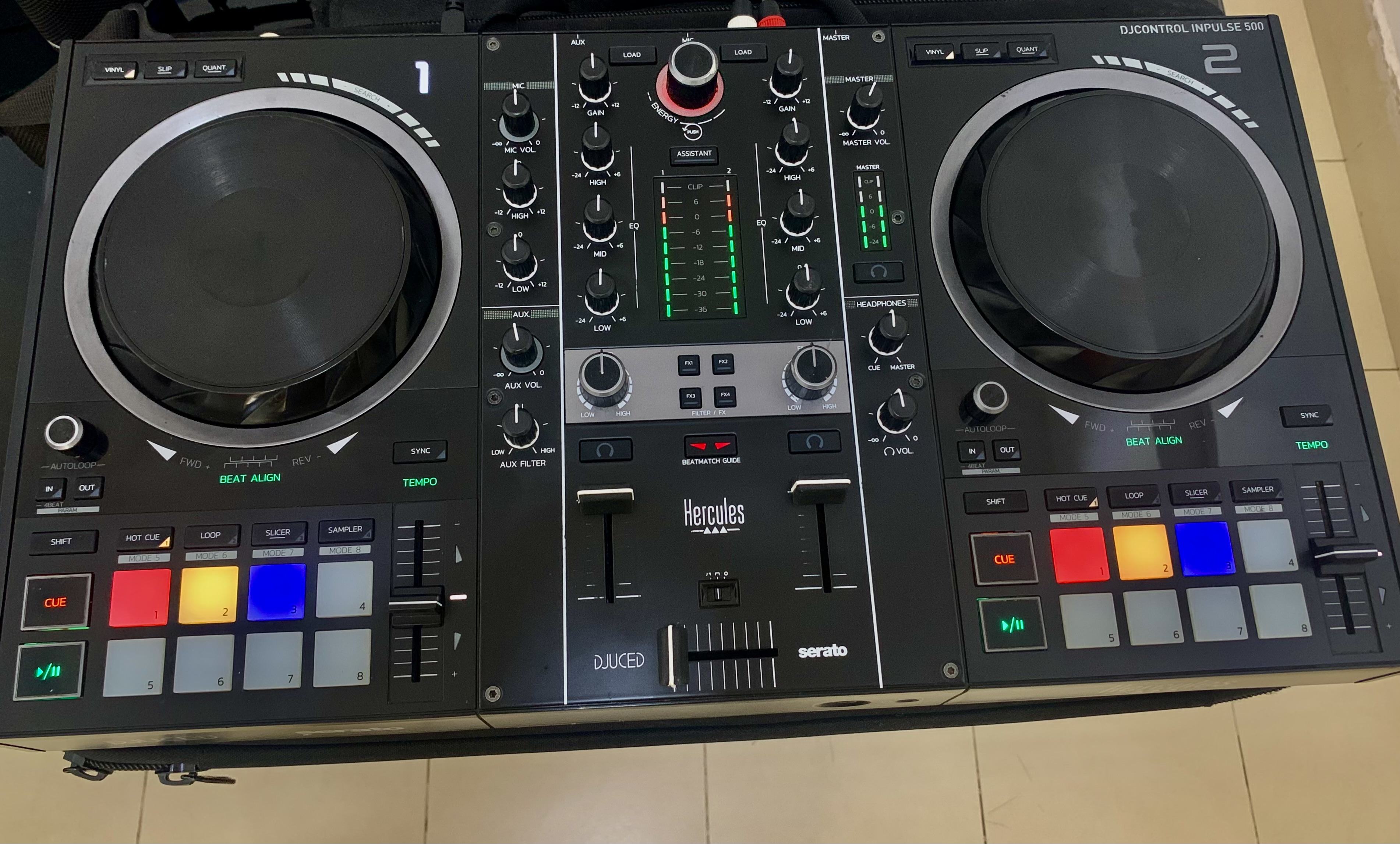 CONTROLADORA - SERATO DJ PRO