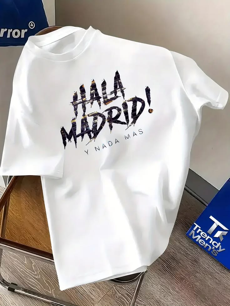 T-shirts Personalizadas Disponível