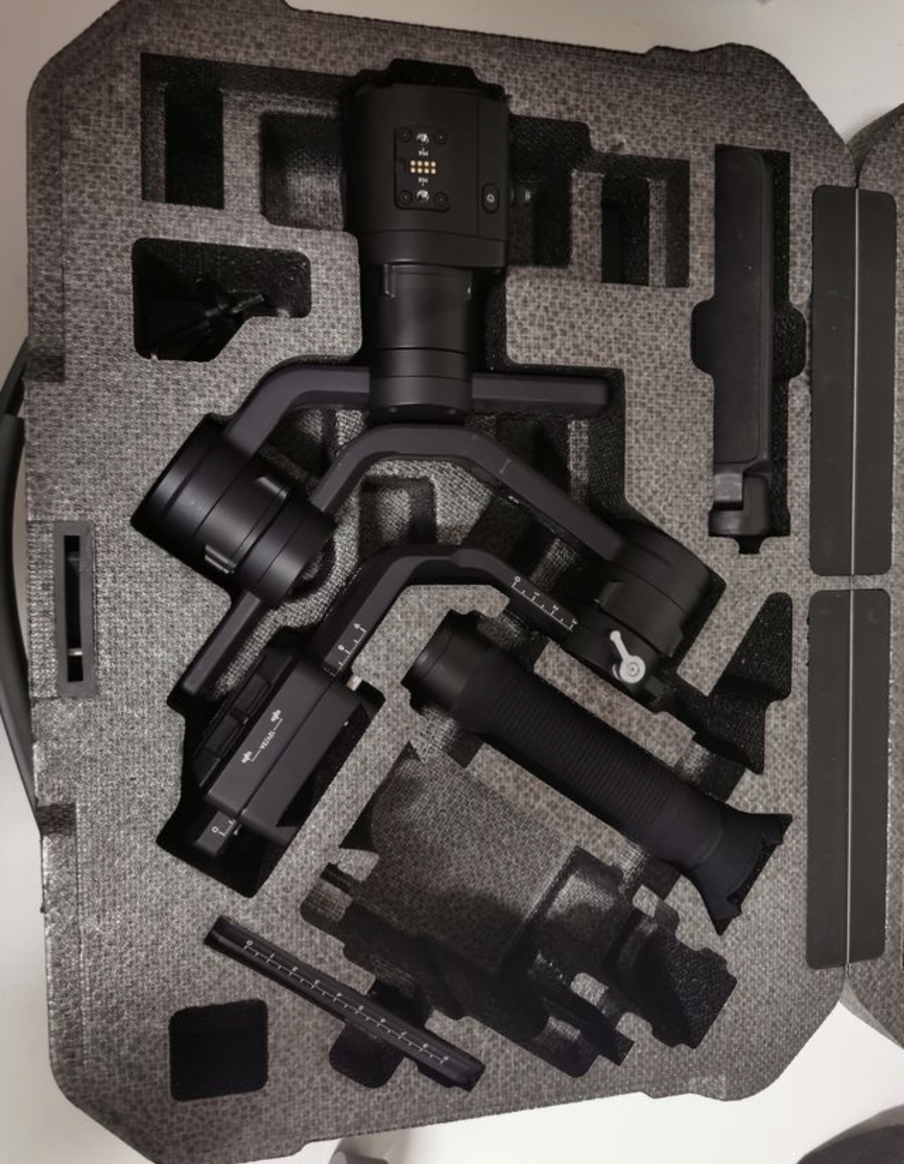 Gimbal DJI Ronin-S com acessórios