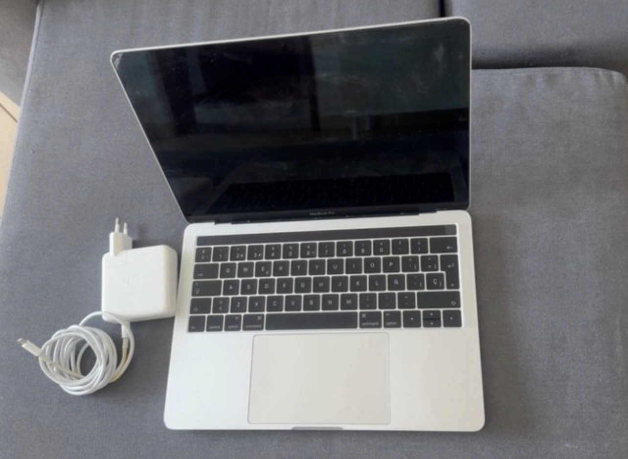 MacBook Pro Apple Cinza/Prata 2016